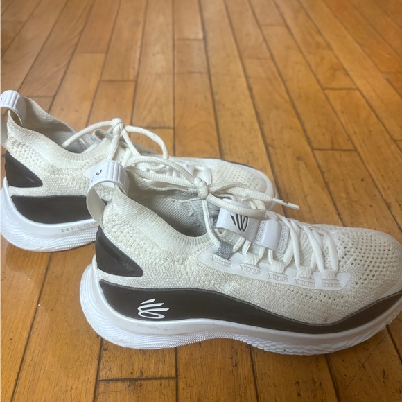 Under Armor Curry Flow 8 Basketball Shoes - Picture 1 of 3
